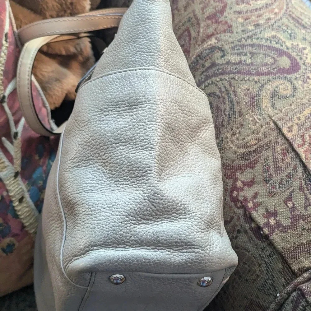 Authentic Michael Kors Jet Set Leather Tote